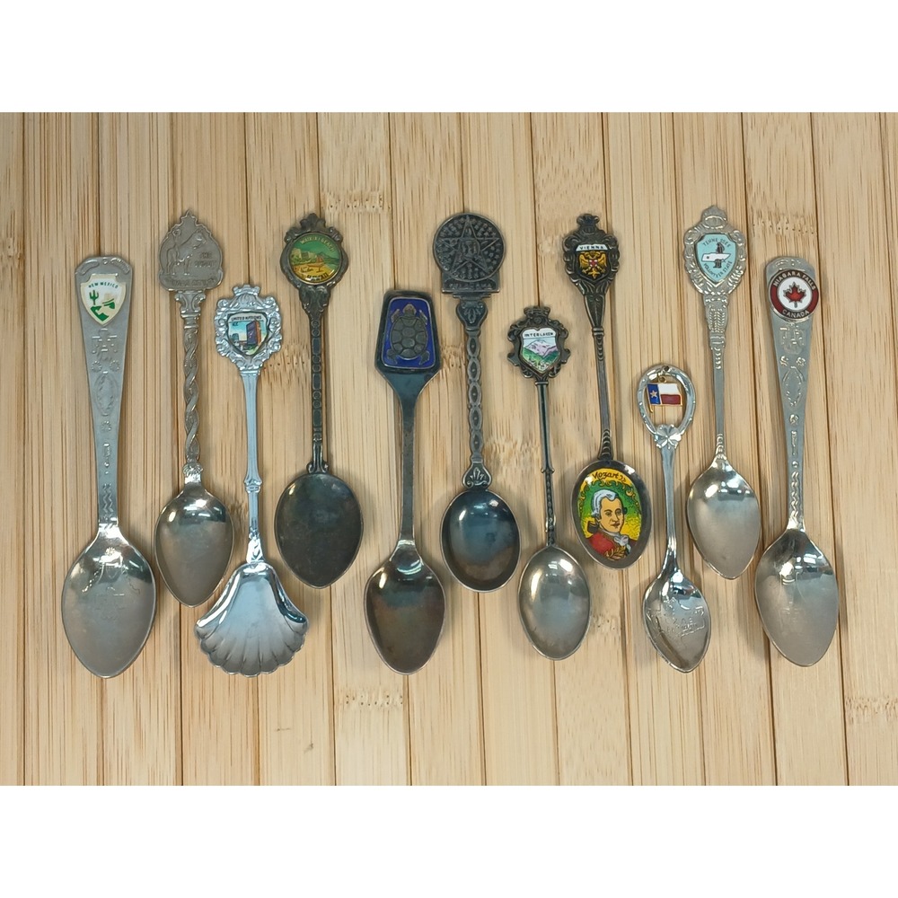 Vintage Souvenir Collector Spoons Lot of 11 Mozart UN Hawaii Texas Niagara Falls